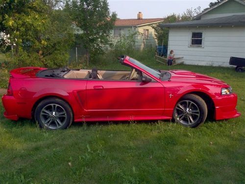 Mustang convertible roadster cobra-r fascia torch red black top