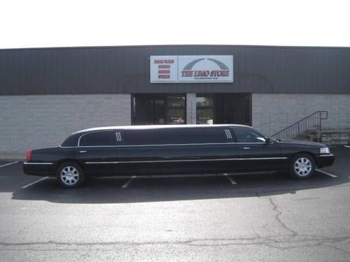 2007 springfield coach 120" town car limo.  this limousine has only 37,539 miles