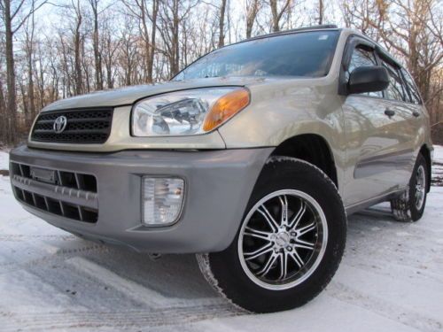 02 toyota rav4 4wd lowmiles sunroof  towhitch wheels newtires noaccident carfax!