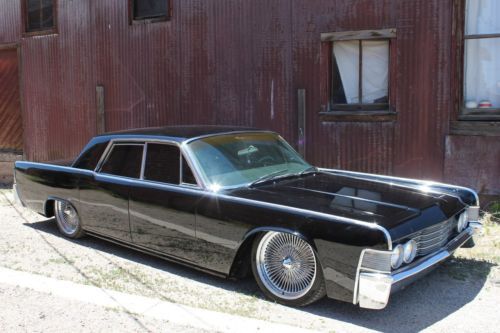 Wow! 1965 lincoln - fuel injected 460 - air ride - bagged - suicide doors black