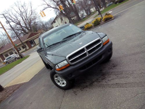 2004 dodge dakota 4x4 extended cab runs and drives just like new no reserve !!!