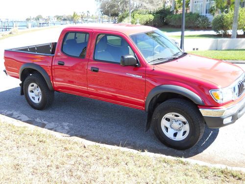 Toyota tacoma pre runner double cab extremely low miles
