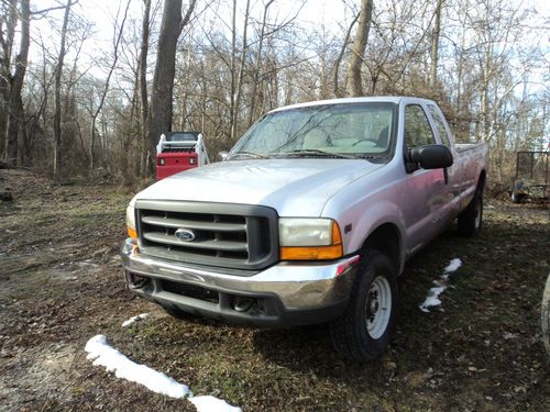 2000 ford 4x4 extended cab truck 5.3  manual transmission no reserve