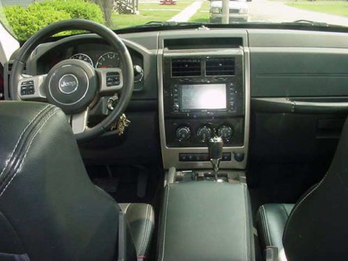 2011 jeep liberty limited sport utility 4-door 3.7l