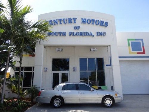 2001 lincoln town car 4dr sdn cartier beautiful low miles