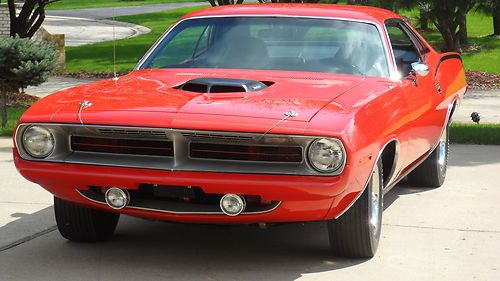 1970 plymouth cuda hemi 426-rotisserie restored-show quality-best of the best