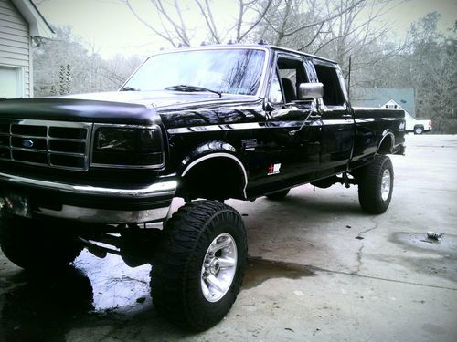 Ford 1996 f350 7.3 lifted on 35