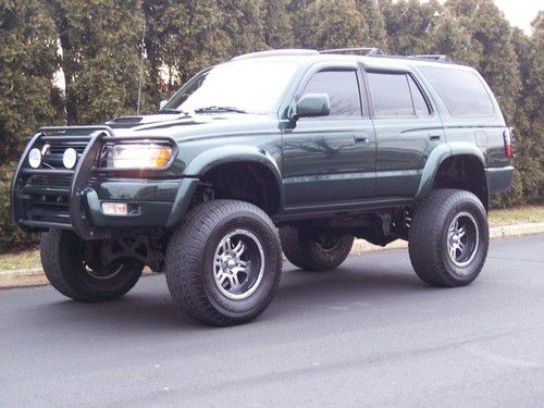 2001 toyota 4 runner sr 5, custom lifted, 1 owner, perfect history, must see