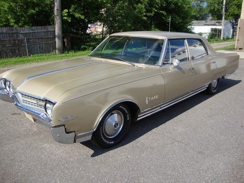 1966 oldsmobile ninety-eight town sedan -- only 56,667 miles!  l@@k!
