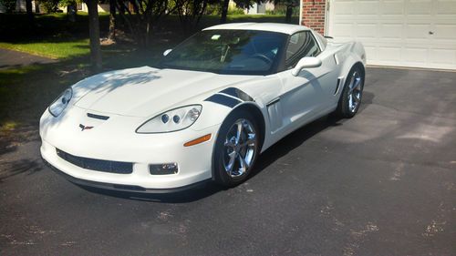 2011 chevrolet corvette grand sport coupe white - automatic - only 11,500 miles