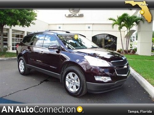 Chevrolet traverse lt with leather seating