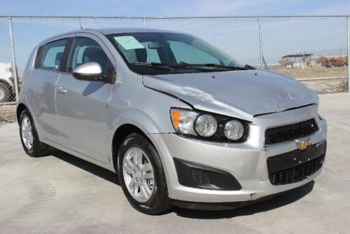 2014 chevrolet sonic lt damaged salvage only 550 miles like new economical l@@k!