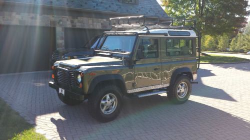 Land rover 1997 defender 90 limited edition willow green diamond plate edition