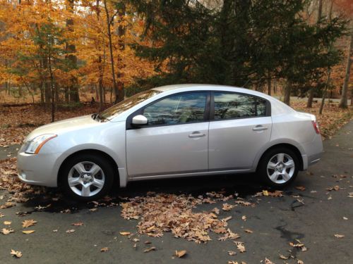 Well-maintained 2008 silver nissan sentra s