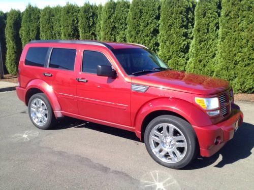 R/t 4.0 v-6 auto, 4x4 heated leather seats, factory 20&#039;s, dvd, tow pkg.
