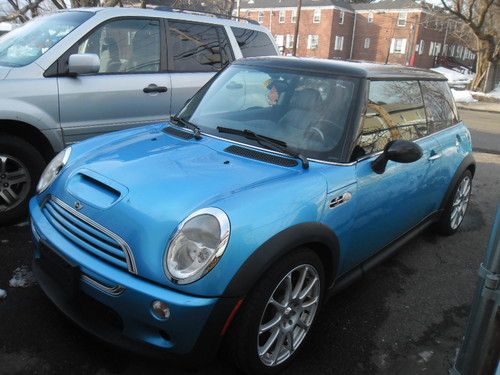 No reserve!! cooper s! great, 50k leather 5 speed great!!