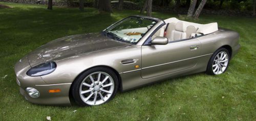 Aston martin 2002 v12 convertible - clean carfax - low reserve