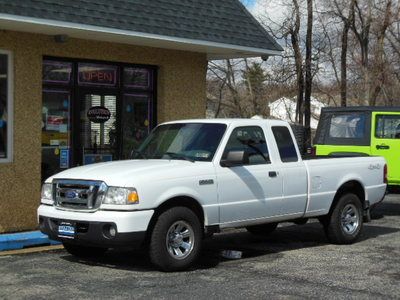 4x4 4.0 super cab 4 door clean carfax low miles 4wd nj cheap reliable pick up