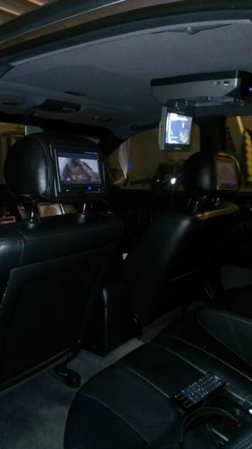 Beautiful cars with 5 tvs