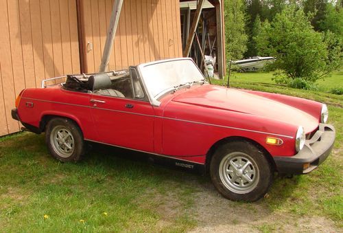 Barn find for a fun summer ride! bright red convertible! with new top &amp; parts!