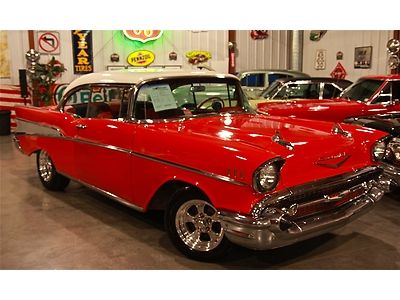 1957 2dr hardtop, 350, 4speed, super nice correct interior, great driver,