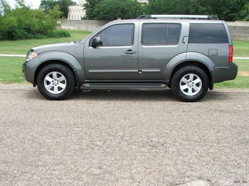 08 pathfinder se 2wd leather sunroof alloys third row all you need