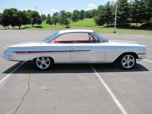1961 chevrolet impala bubbletop  silver and red,foose wheels,hotrod