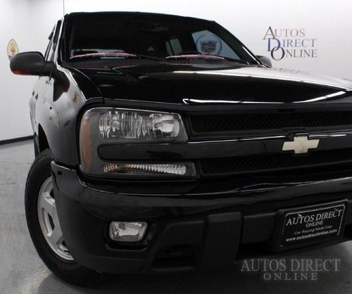 We finance 02 chevy ltz 4wd sunroof cd changer side steps leather heated seats