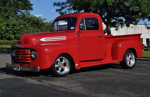 Gleaming 1949 ford f1 pickup truck with chevy 350/350 all done with no reserve !