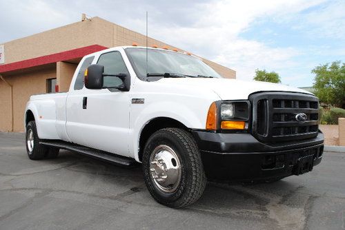 2007 ford f350 xlt super cab powerstroke,dually 1 owner like new...low reserve