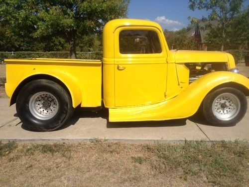 1937 ford hot rod truck, 350 v8, automatic, runs and drives --title