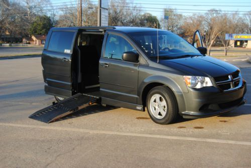 2012 dodge grand caravan sxt wheelchair accessible conversion passenger van