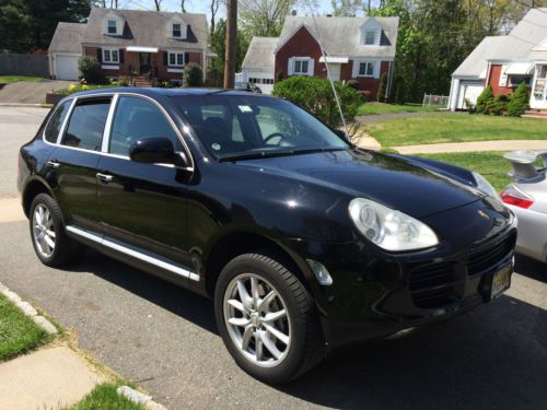 2004 porsche cayenne s sport utility 4-door 4.5l navigation and full leather