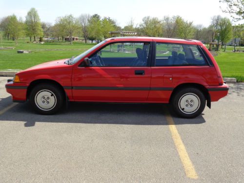 1986 honda civic si; 5 speed, 3 door, 1500cc fi engine, 57033 actual miles