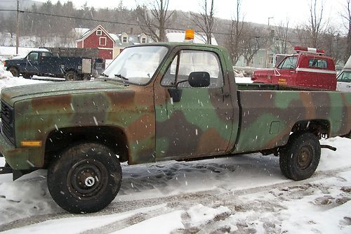 1987 chevrolet military 1 ton pickup (diesel)  runs great &amp; a real work horse