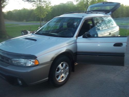 1999 00 01 legacy outback awd - low miles,  runs and looks great. 4 cyl. auto