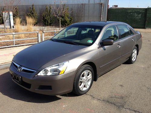 Honda accord 2007 no reserve !!!!!! clean title, one owner, pa miles