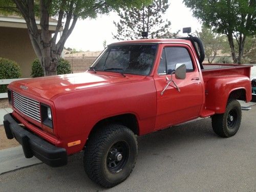 1984 dodge w150, 4x4, stepside, automatic, new crate engine &amp; performance parts