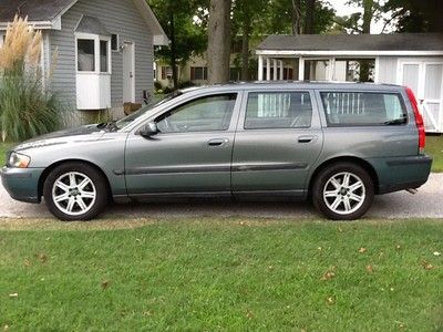 Clean volvo v70 turbo wagon 110k maryland inspected
