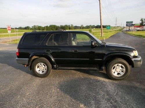 Black tan sport utility 4x4 3.4l v6 automatic 1 owner used 4wd sunroof clean tow