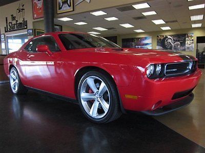 09 challenger srt-8 red navigation only 17k miles priced to sell