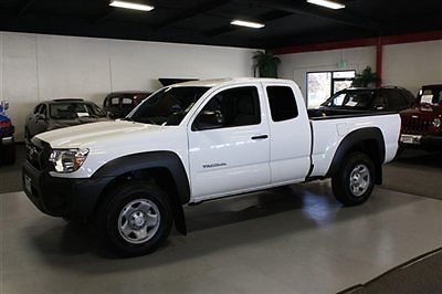 2013 toyota tacoma 4x4 access cab low miles automatic blue tooth keyless entry