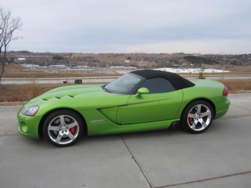 Snakeskin green viper convertible , headers, mods