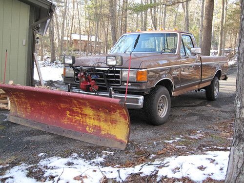 1991 ford f-150 xlt 4x4 v8 with plow/need work ''no reserve'