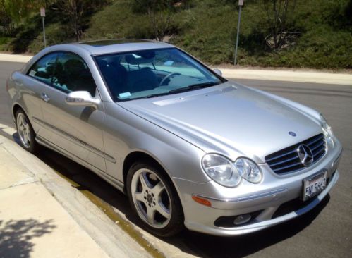 Gorgeous silver mb clk500 coupe with amg rims in excellent condition!