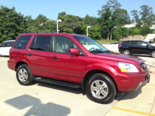 2003 honda pilot ex sport utility only 91391 miles. 3 rows of seats. no reserve.