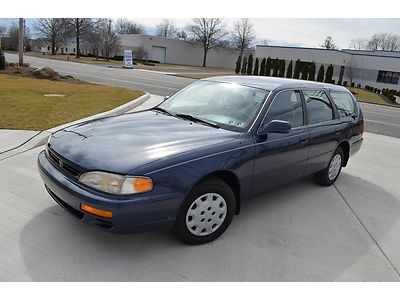 1996 toyota camry wagon 4c automatic , carfax one owner