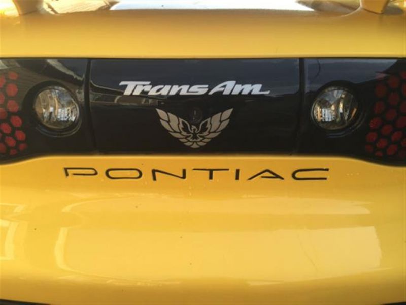 Pontiac: trans am 2 door coupe