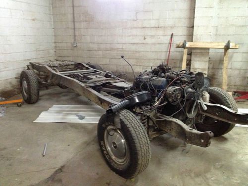 1973 ford f100 rolling chassis 351c, 4spd, 9in, no reserve