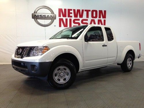2013 new nissan frontier 5speed super price call me today